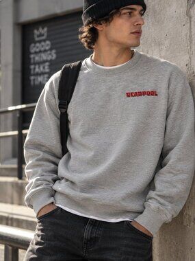 Marvel Deadpool Embroidered Logo Gray Crewneck Sweatshirt Men's XL